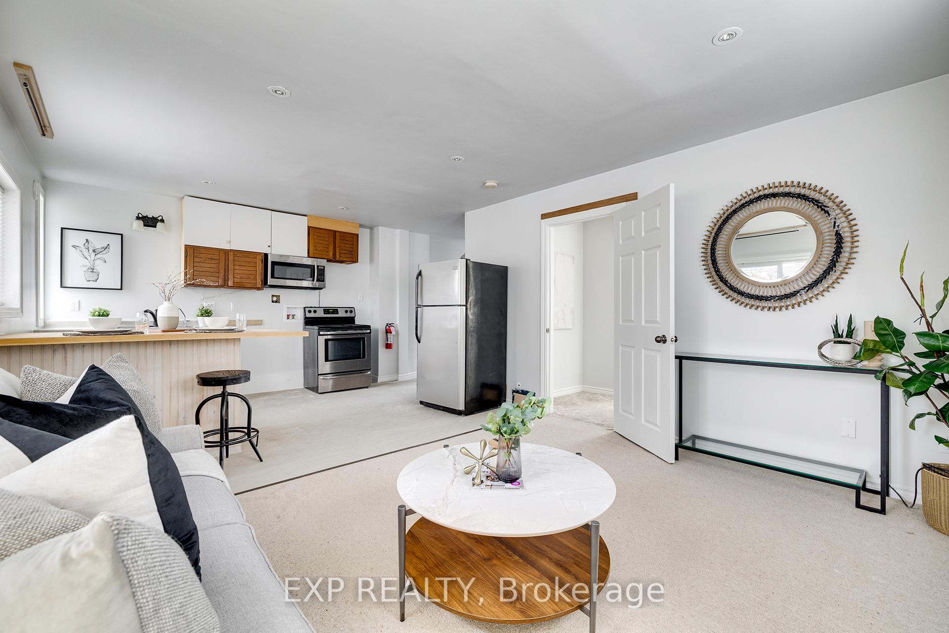 Photo 6 of 16 Dunbar Road N, Waterloo — HOMEH