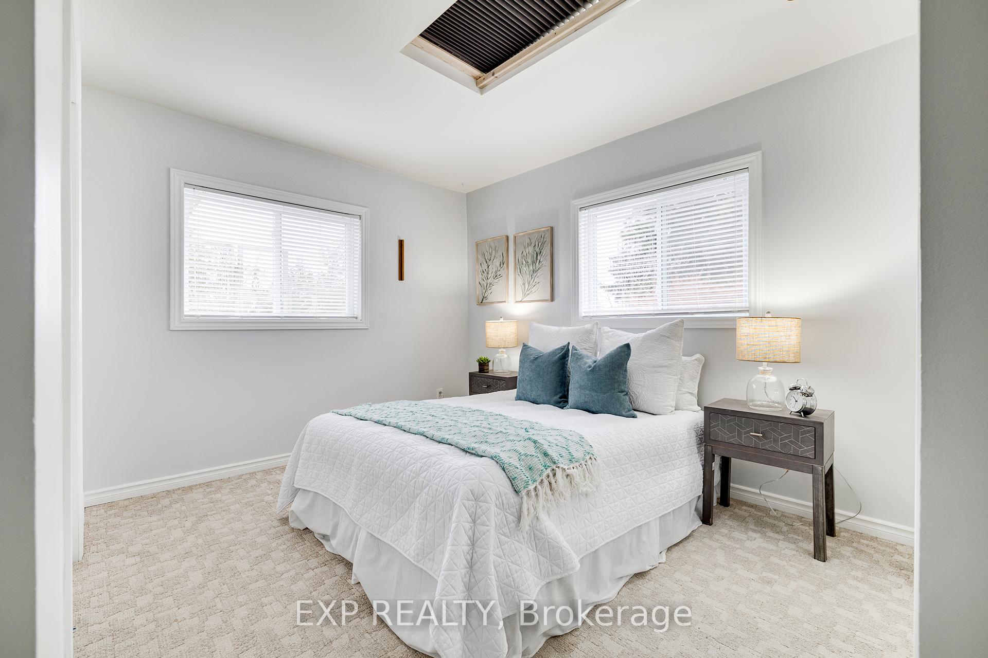 Photo 7 of 16 Dunbar Road N, Waterloo — HOMEH