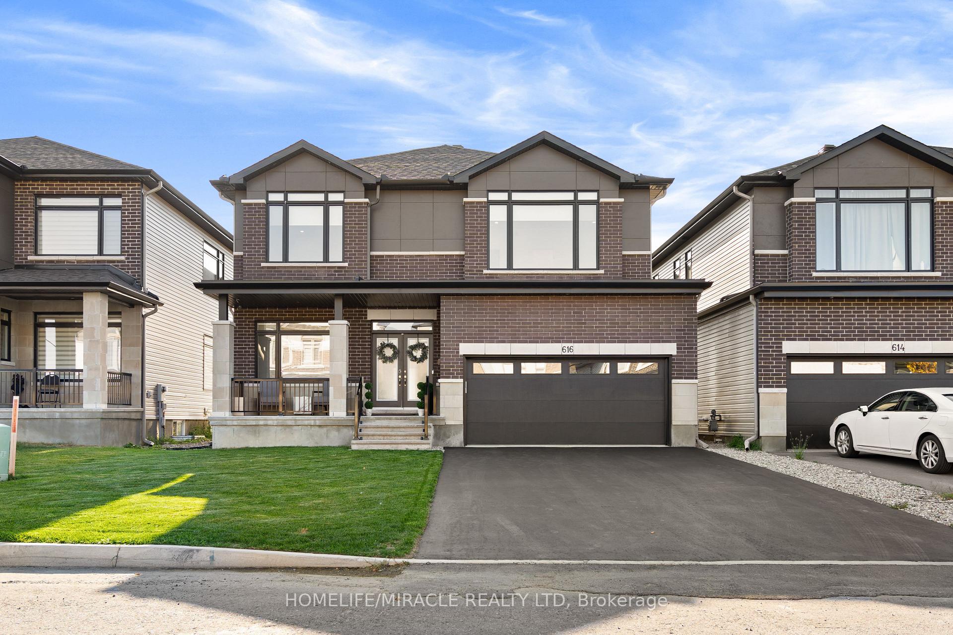 Photo 1 of 616 Kenabeek Terrace E, Ottawa, Riverside South/Gloucester Glen — HOMEH