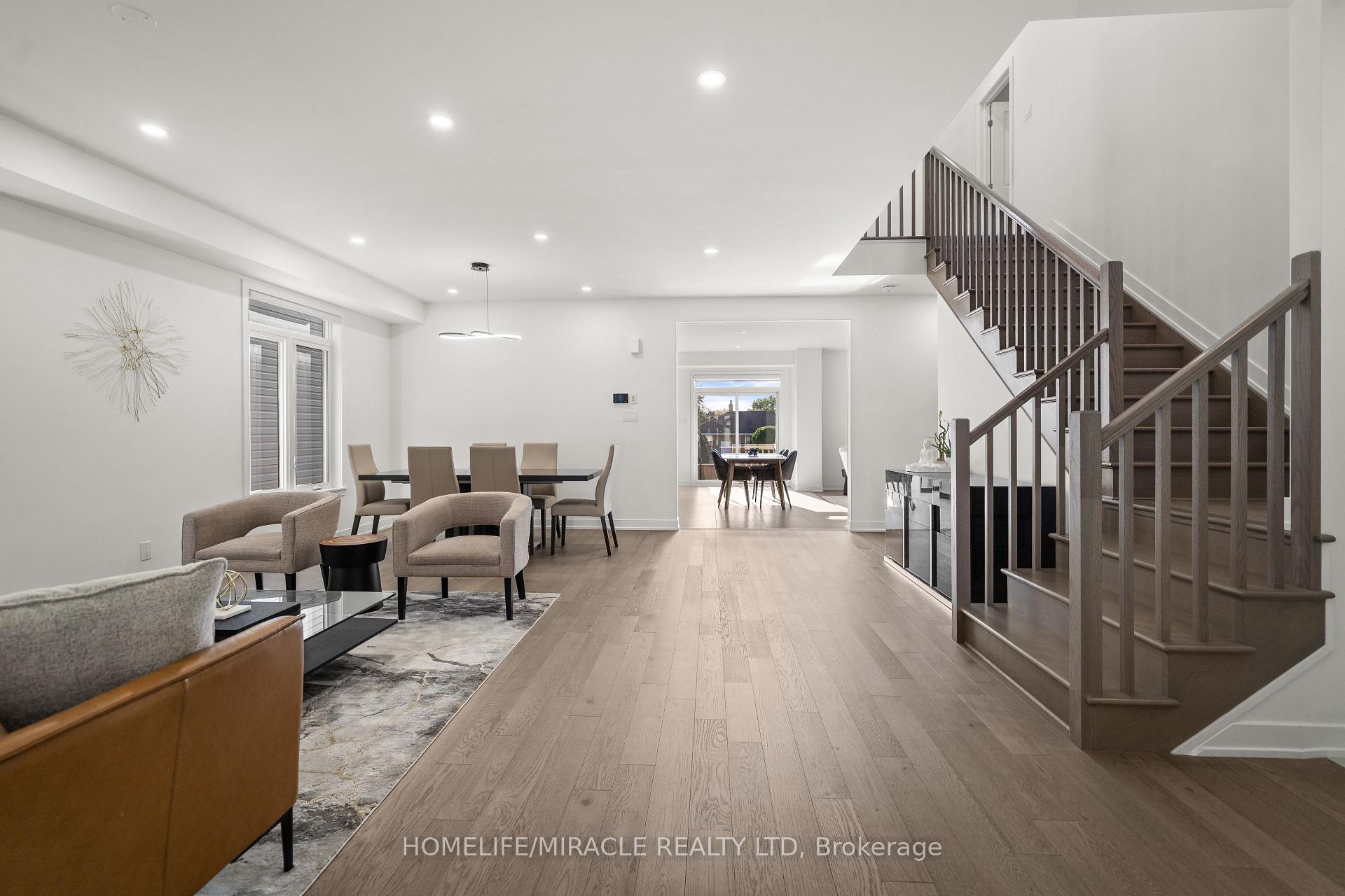 Photo 7 of 616 Kenabeek Terrace E, Ottawa, Riverside South/Gloucester Glen — HOMEH