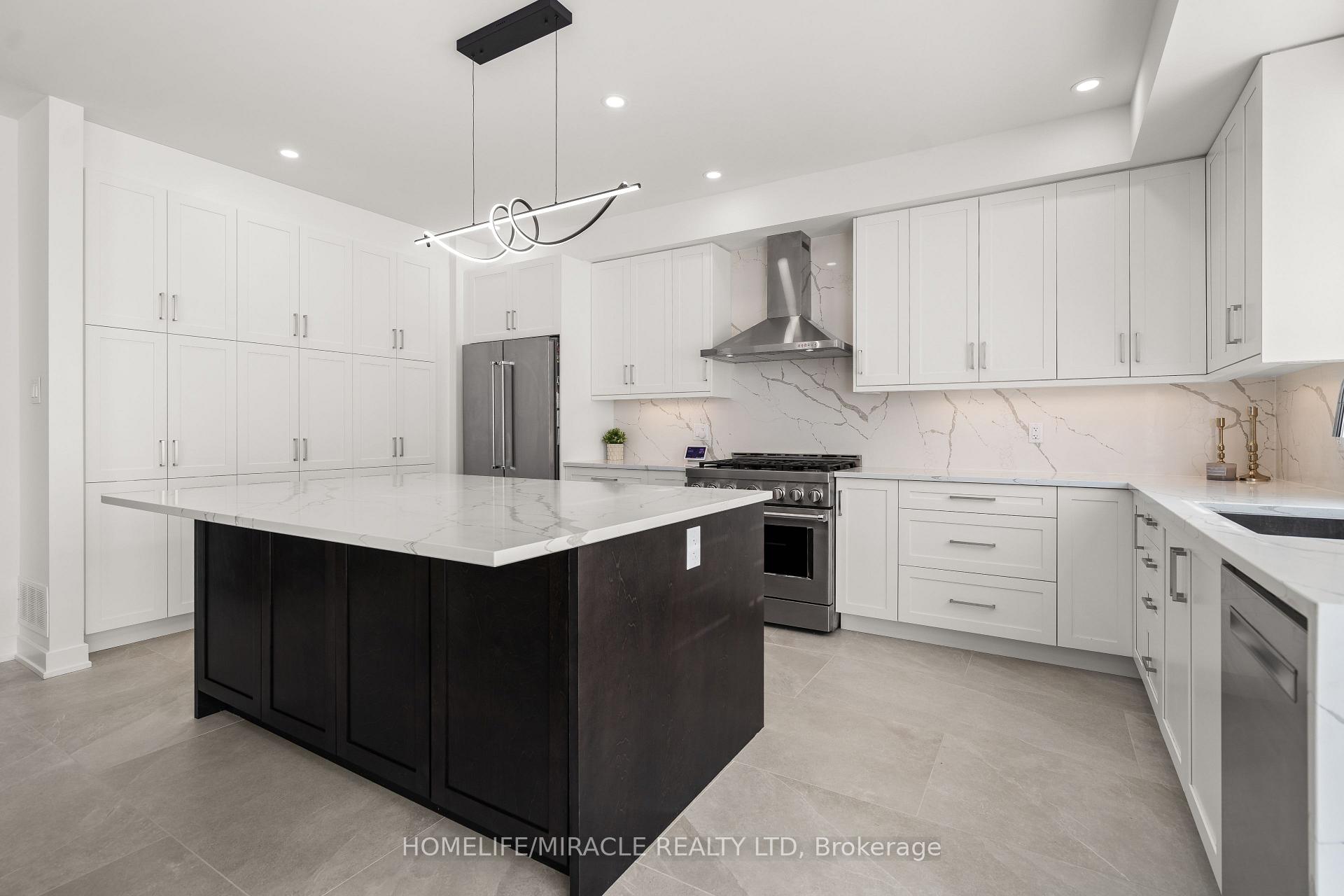 Photo 9 of 616 Kenabeek Terrace E, Ottawa, Riverside South/Gloucester Glen — HOMEH