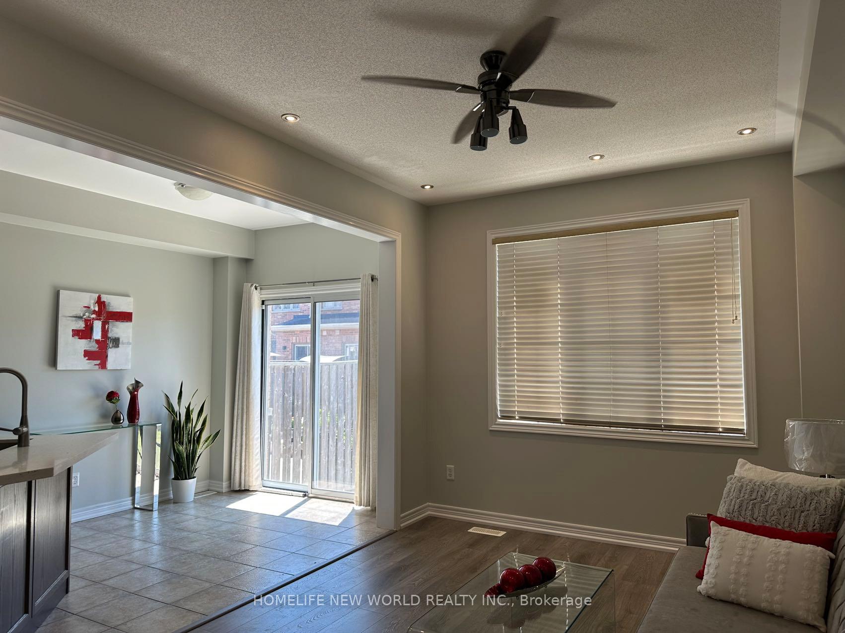 Photo 8 of 35 Westport Drive, Whitby, Pringle Creek — HOMEH