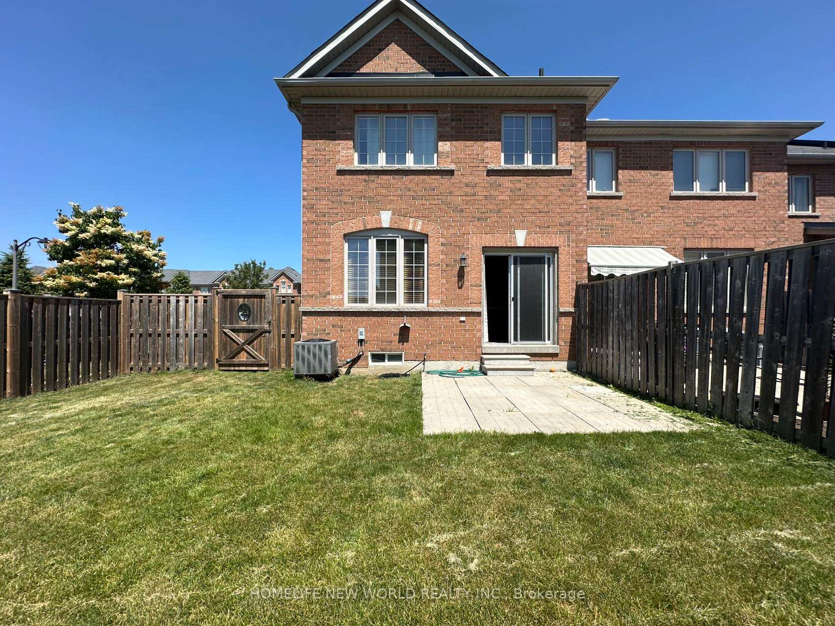 Photo 14 of 35 Westport Drive, Whitby, Pringle Creek — HOMEH