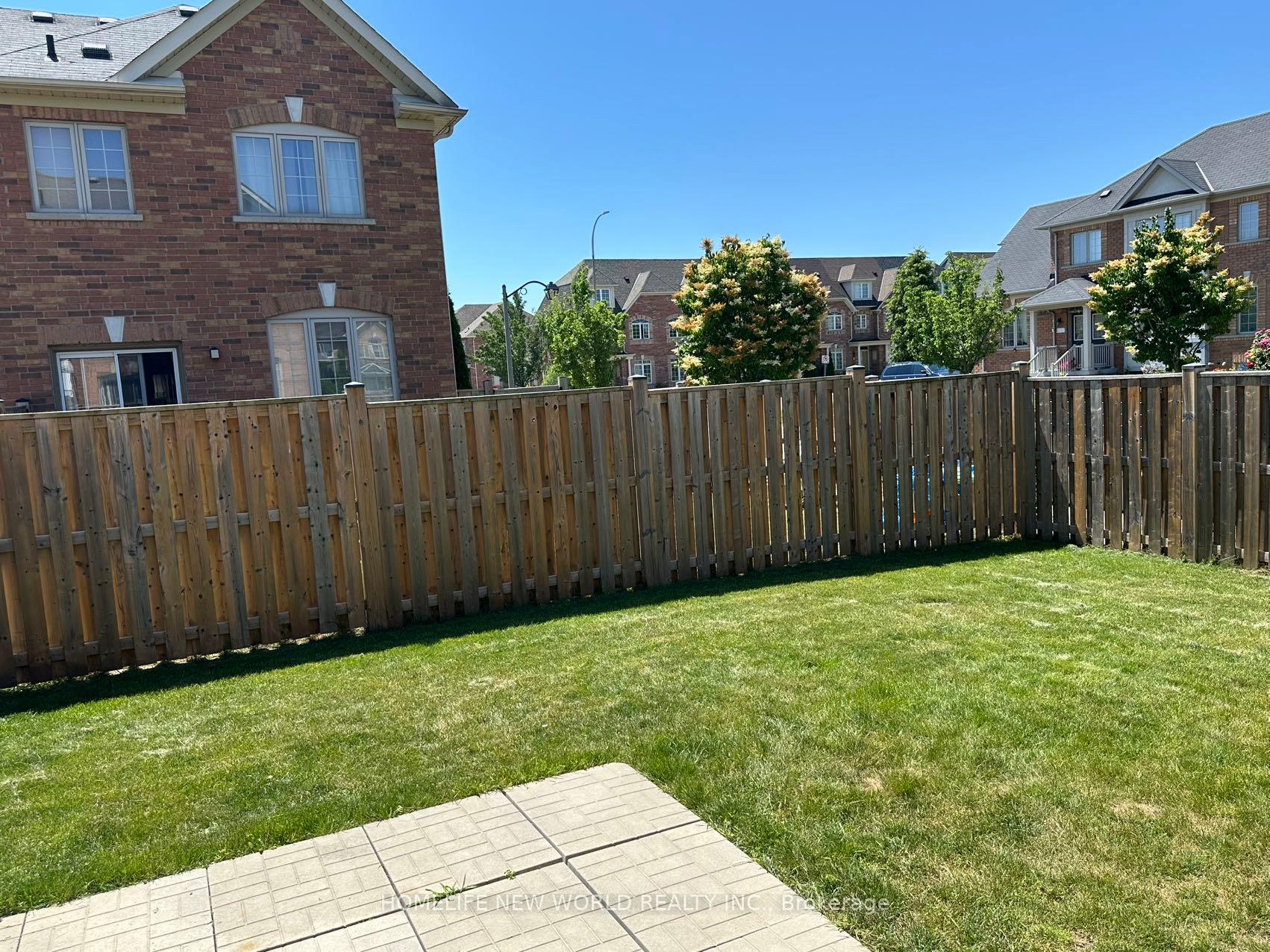 Photo 15 of 35 Westport Drive, Whitby, Pringle Creek — HOMEH