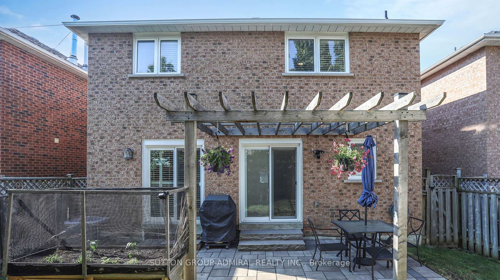 Photo 38 of 215 Brickstone Circle, Vaughan, Brownridge — HOMEH