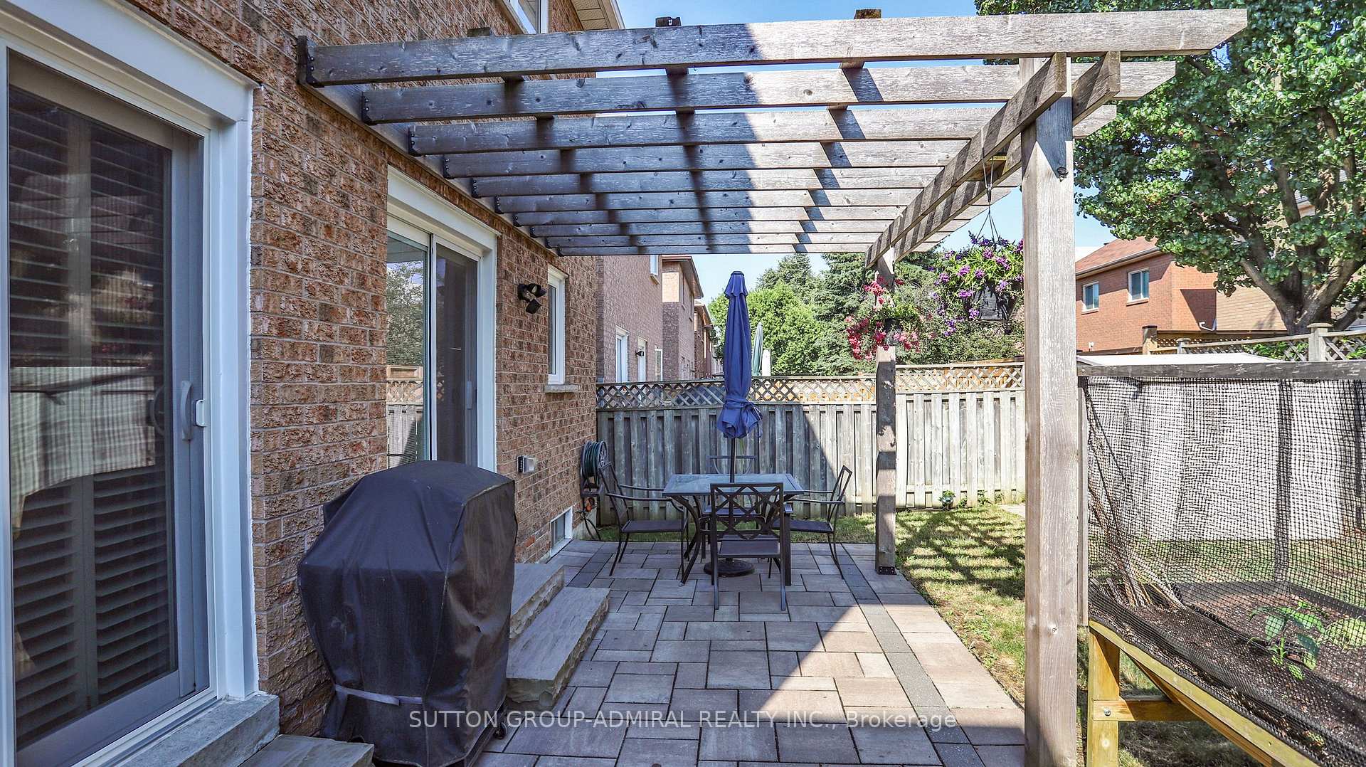 Photo 39 of 215 Brickstone Circle, Vaughan, Brownridge — HOMEH