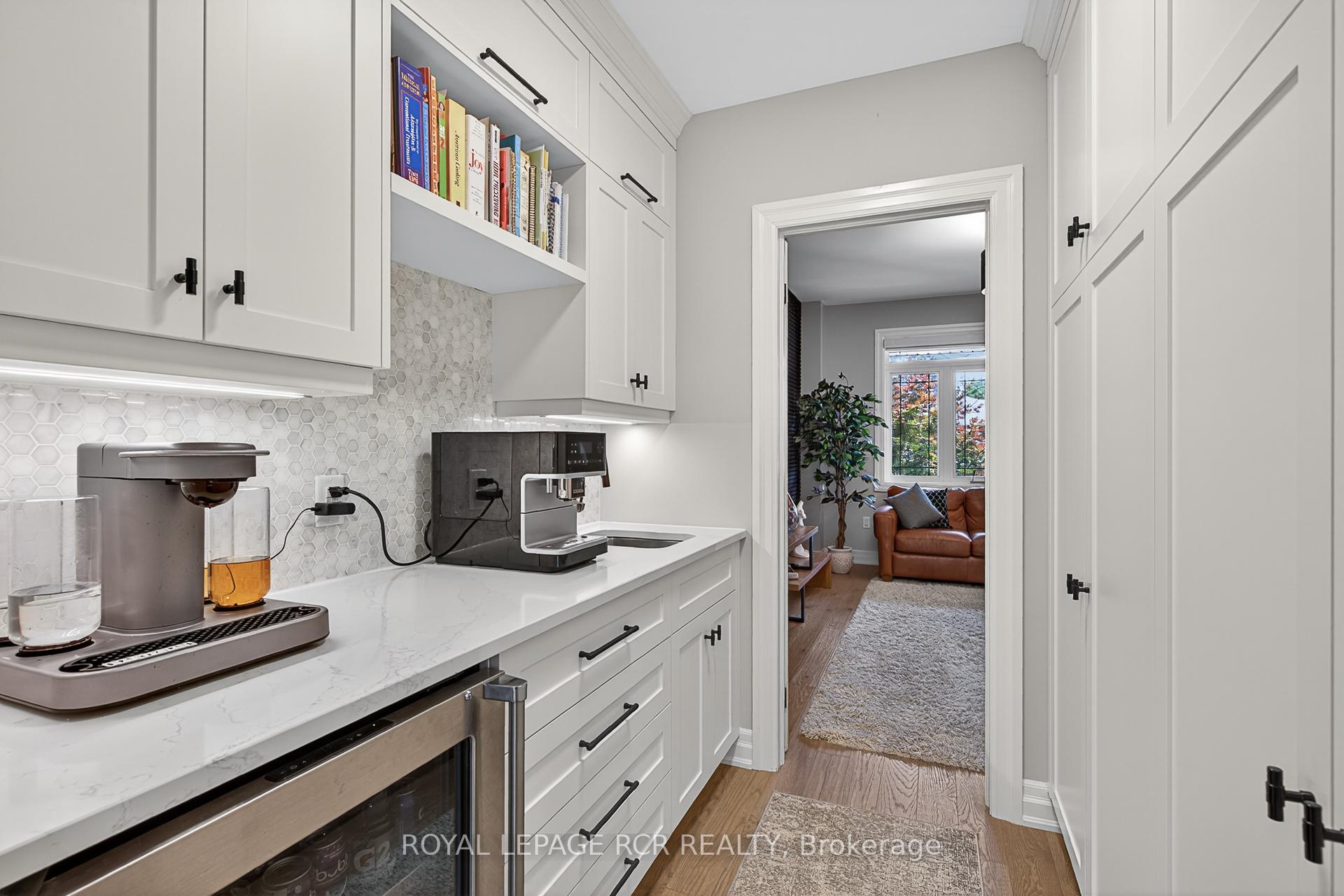 Photo 12 of 42 Queen Street, Whitby, Brooklin — HOMEH