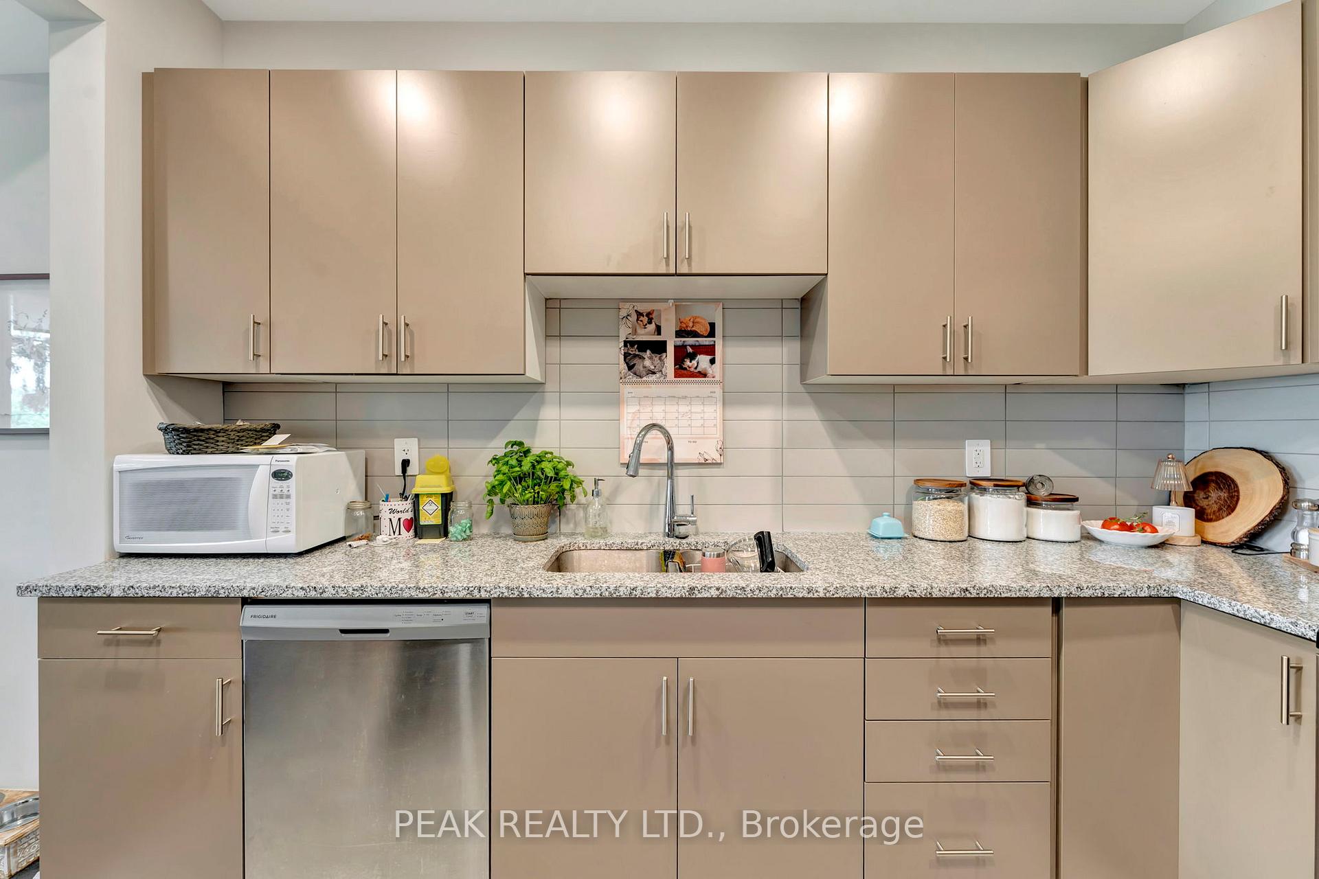 Photo 8 of 152 Middleton Street, Zorra, Thamesford — HOMEH