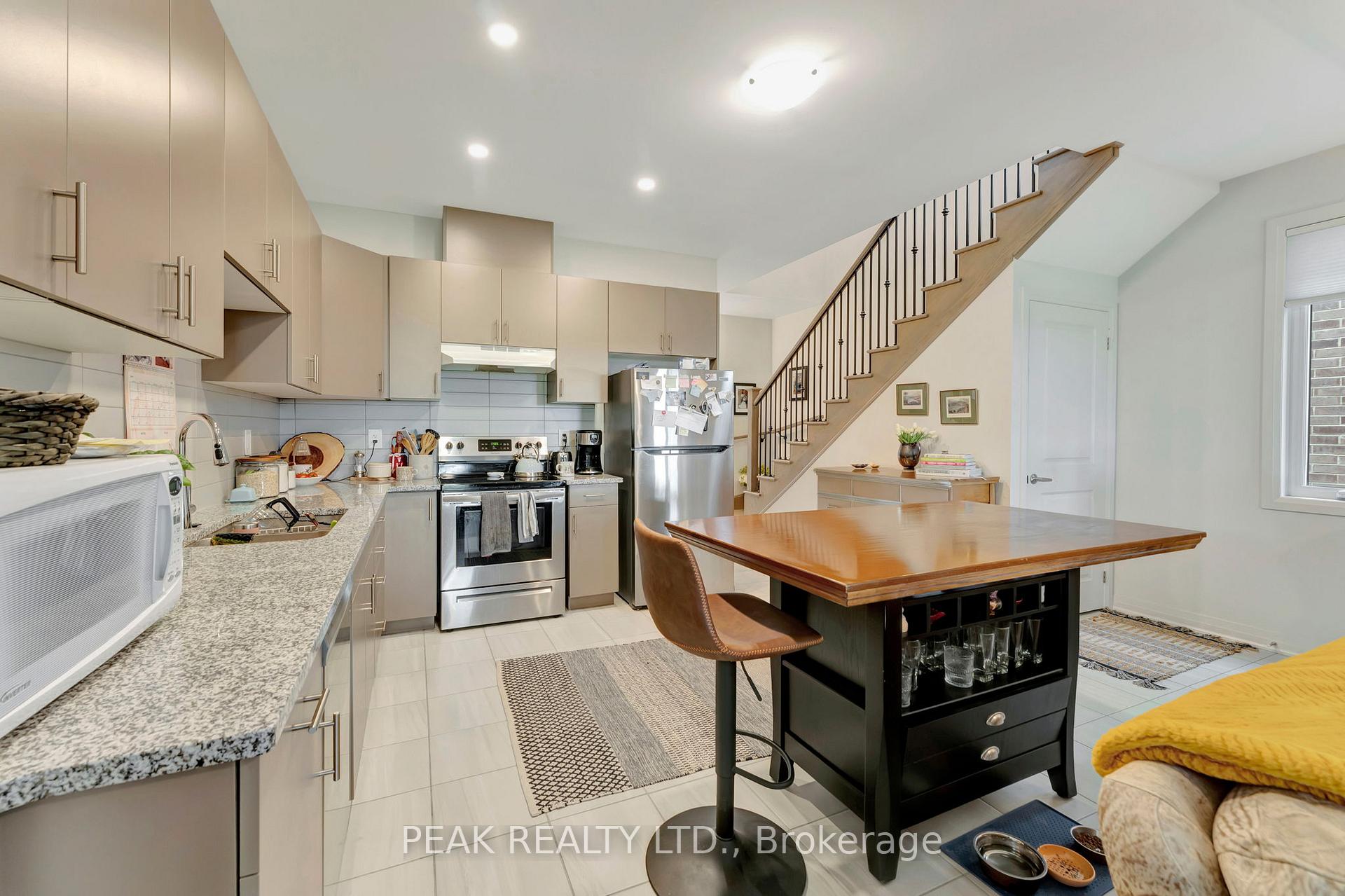 Photo 11 of 152 Middleton Street, Zorra, Thamesford — HOMEH