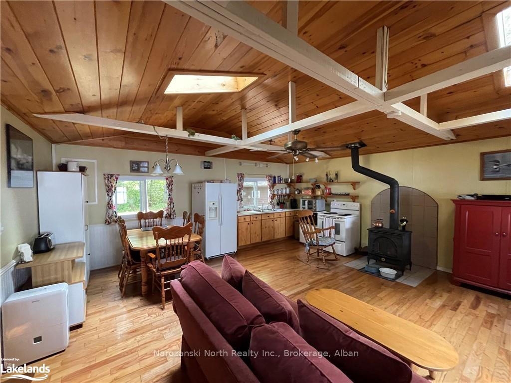 Photo 5 of 390 Hardwood - WC21, West Nipissing, Lavigne — HOMEH