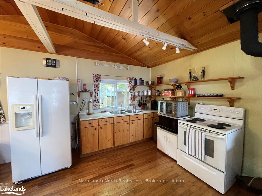 Photo 6 of 390 Hardwood - WC21, West Nipissing, Lavigne — HOMEH
