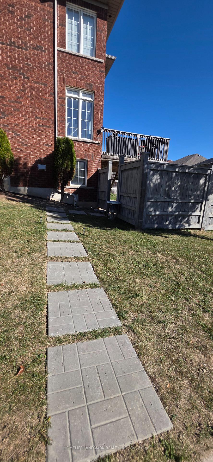 Photo 2 of Unit Bsmt, 154 William Bowes Boulevard W, Vaughan, Patterson — HOMEH