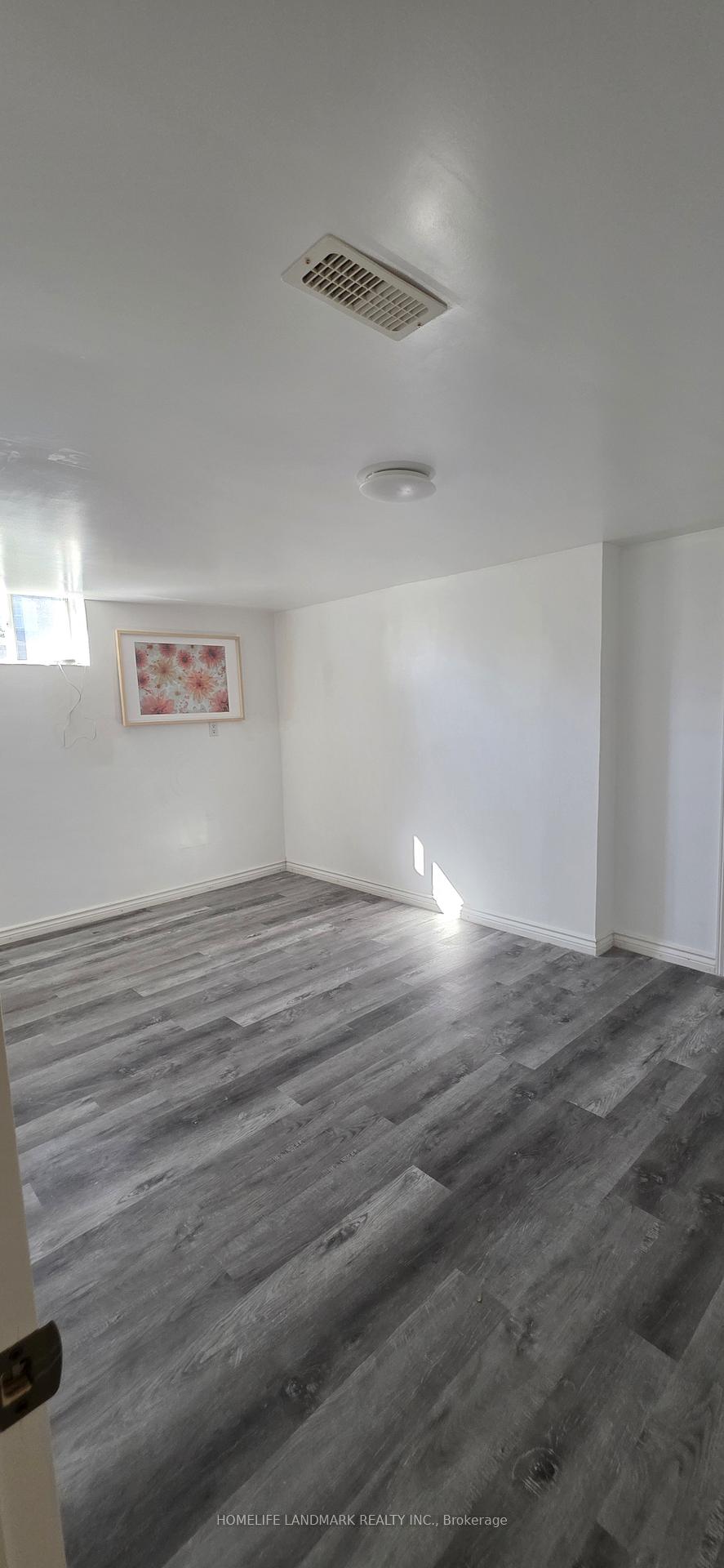 Photo 9 of Unit Bsmt, 154 William Bowes Boulevard W, Vaughan, Patterson — HOMEH