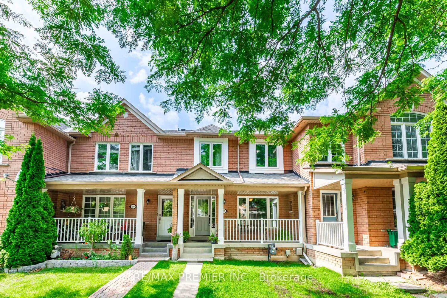 Front of 215 Equator Crescent