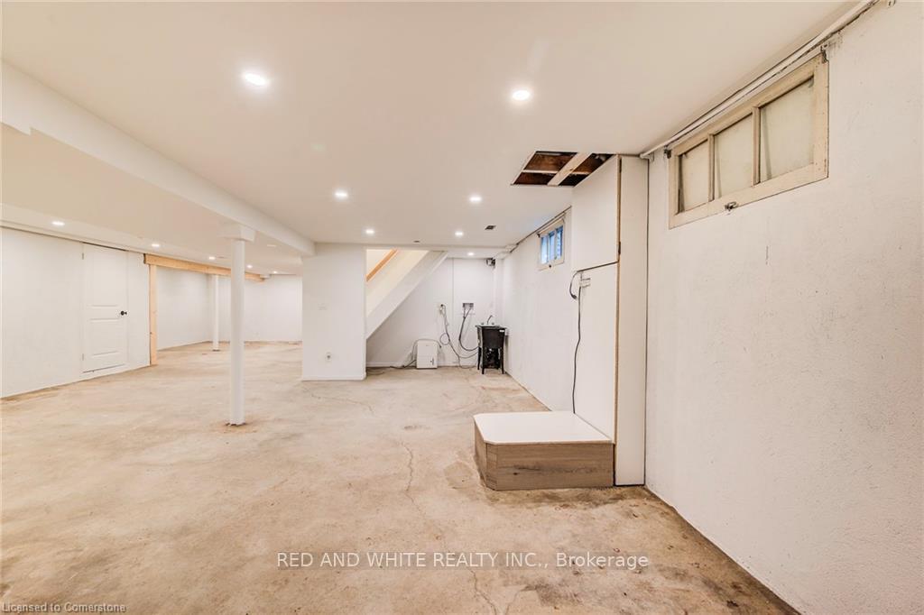 Photo 35 of 33 Golf Course Road, Woolwich — HOMEH