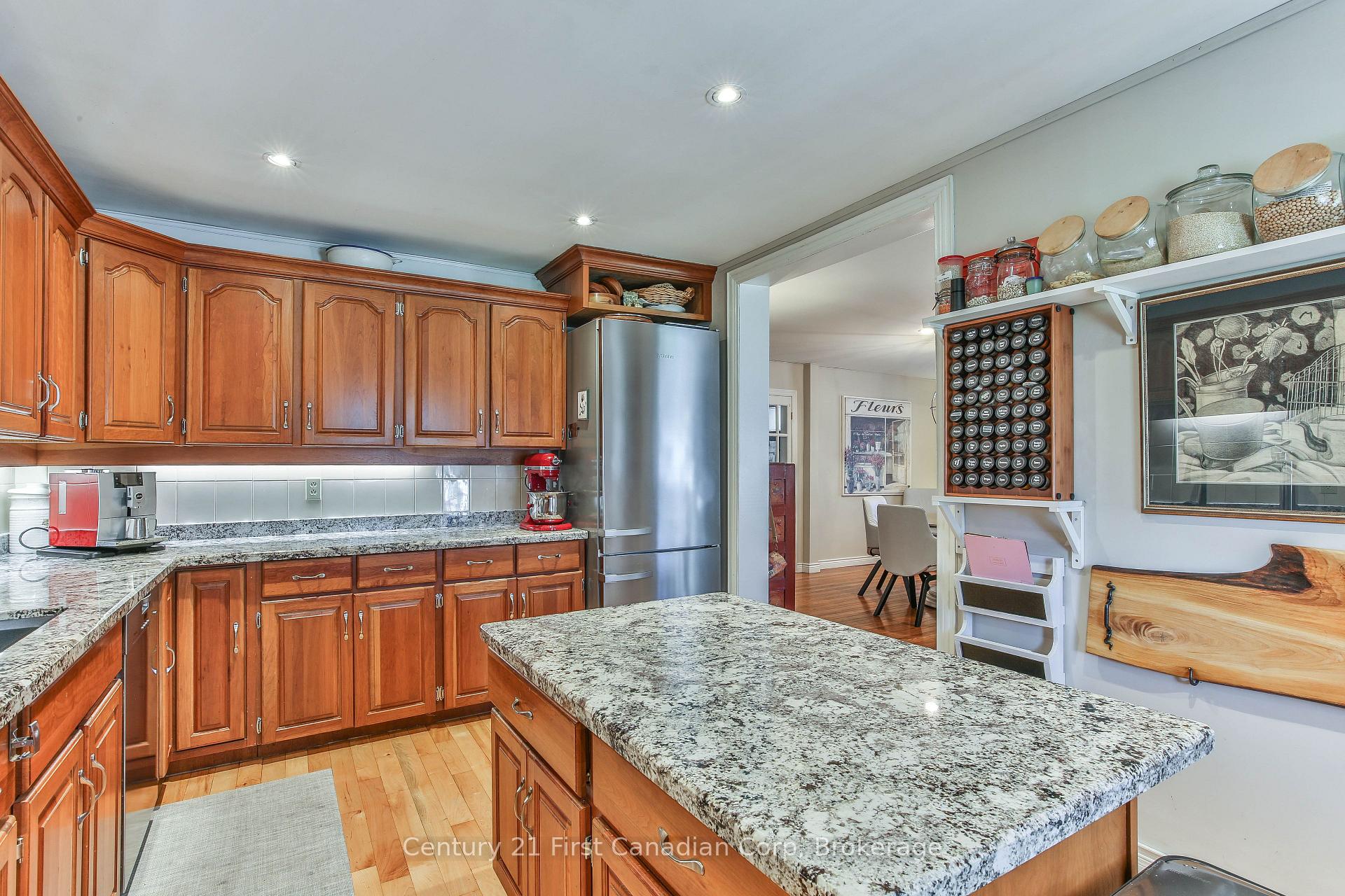 Photo 10 of 195927 19TH Line, Zorra, Kintore — HOMEH