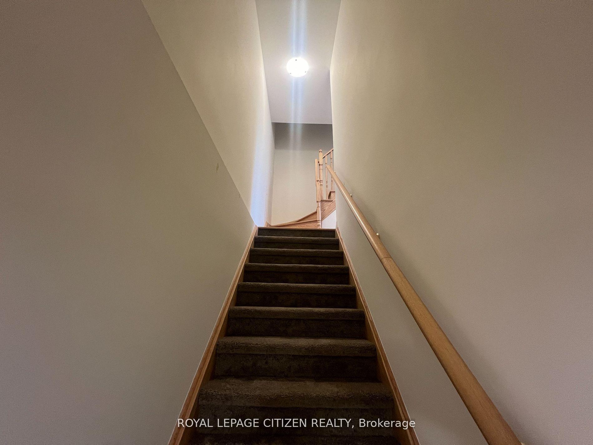 Photo 3 of 10 Emmas Way E, Whitby, Taunton North — HOMEH