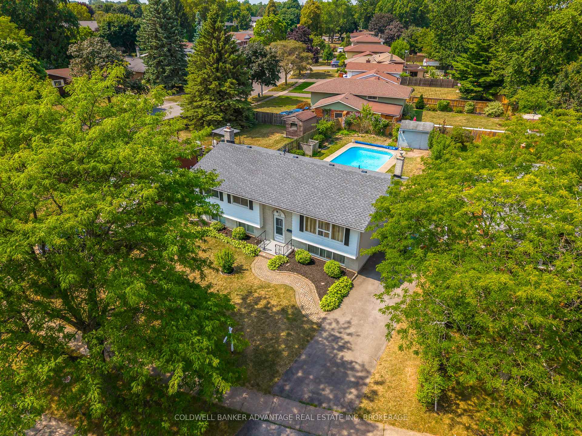 Photo 4 of 63 Champlain Avenue, Welland, N. Welland — HOMEH