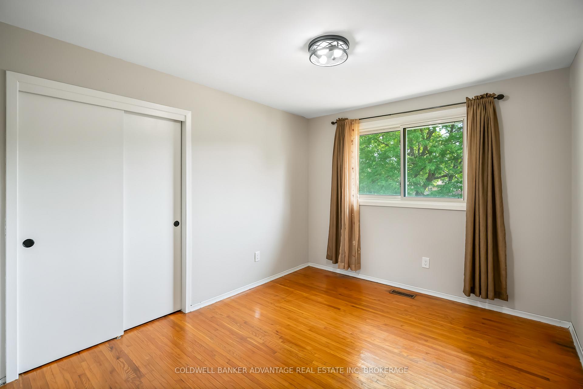 Photo 23 of 63 Champlain Avenue, Welland, N. Welland — HOMEH