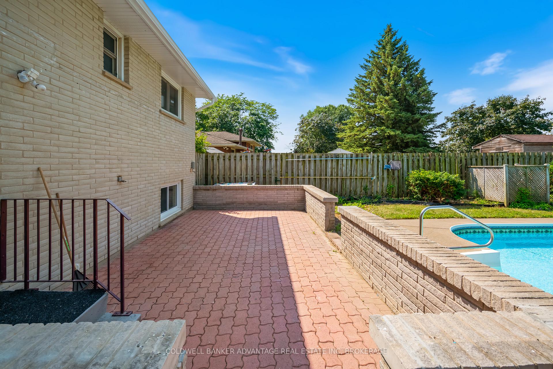 Photo 30 of 63 Champlain Avenue, Welland, N. Welland — HOMEH