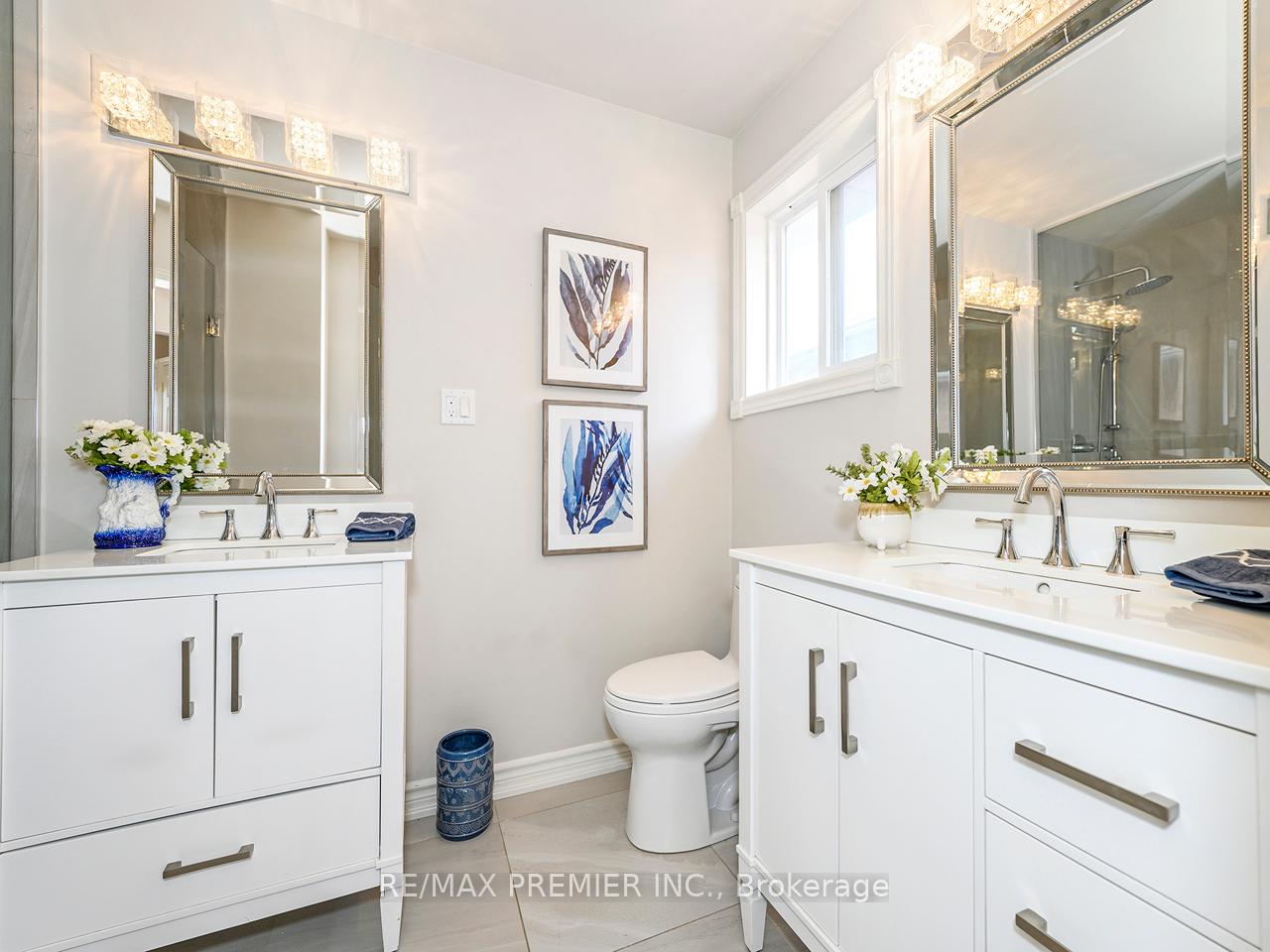 Photo 18 of 129 View North Court, Vaughan, West Woodbridge — HOMEH