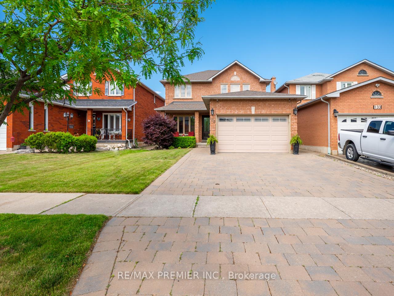 Photo 32 of 129 View North Court, Vaughan, West Woodbridge — HOMEH
