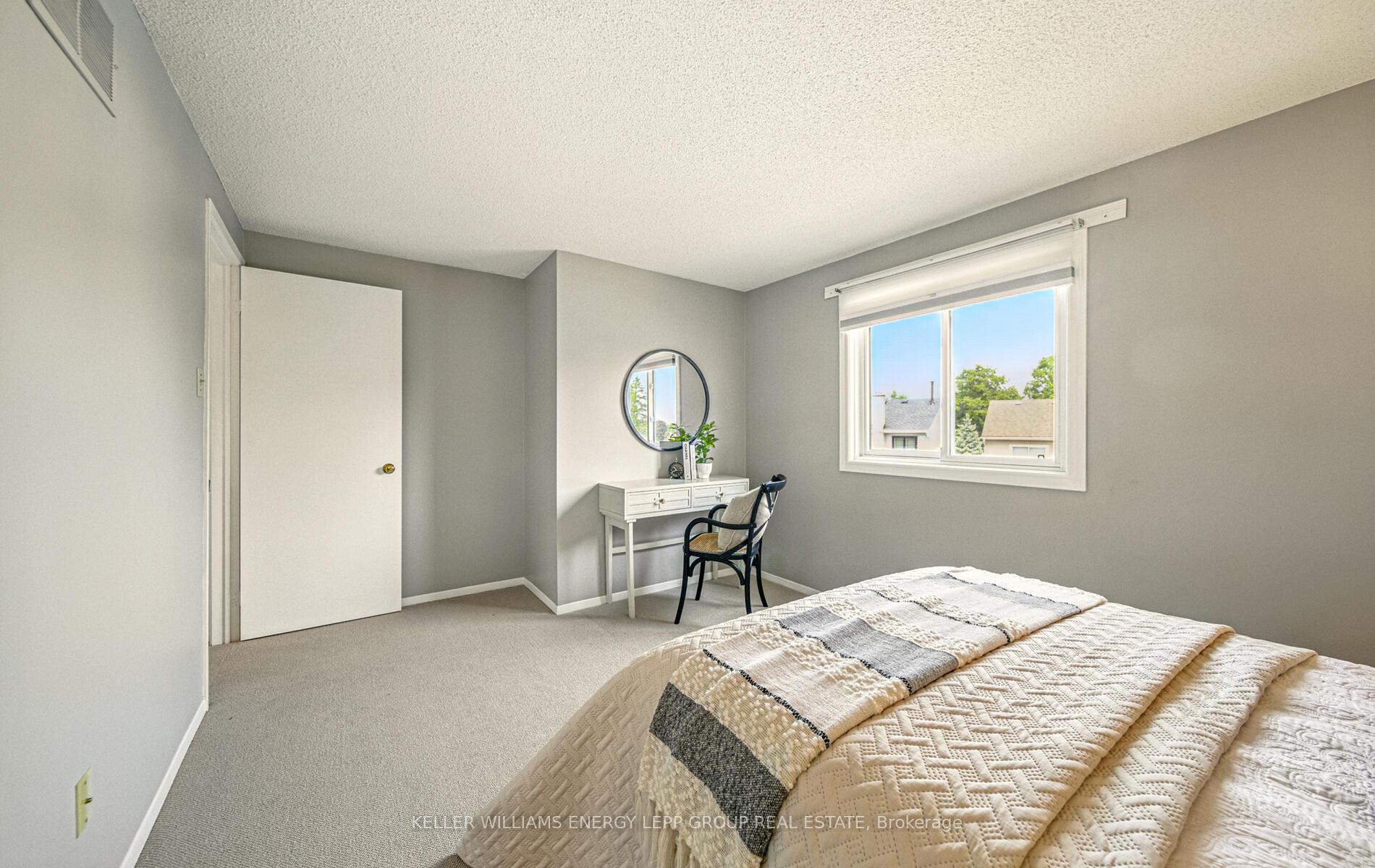 Photo 20 of 77 Hemingford Place, Whitby, Pringle Creek — HOMEH