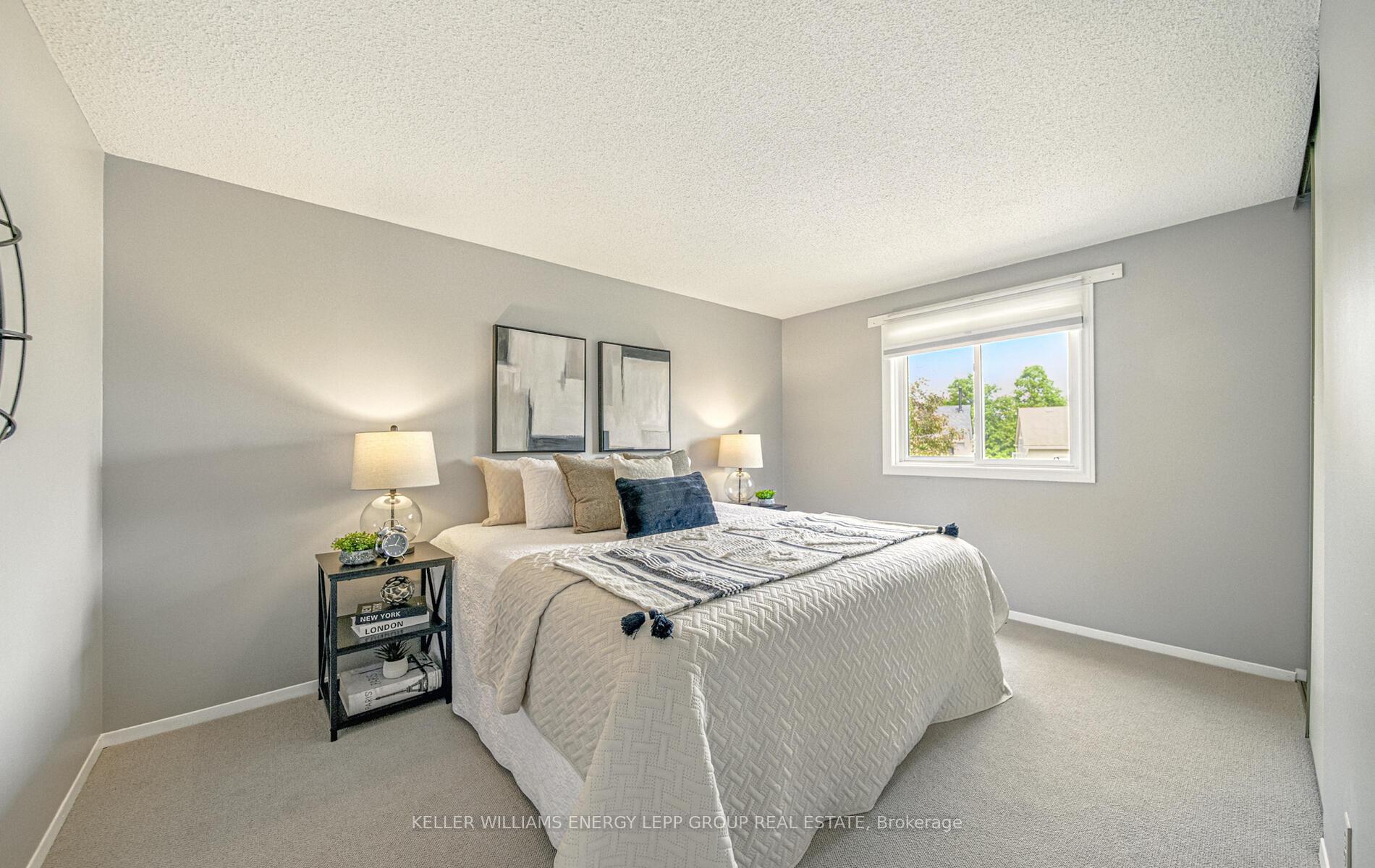 Photo 21 of 77 Hemingford Place, Whitby, Pringle Creek — HOMEH