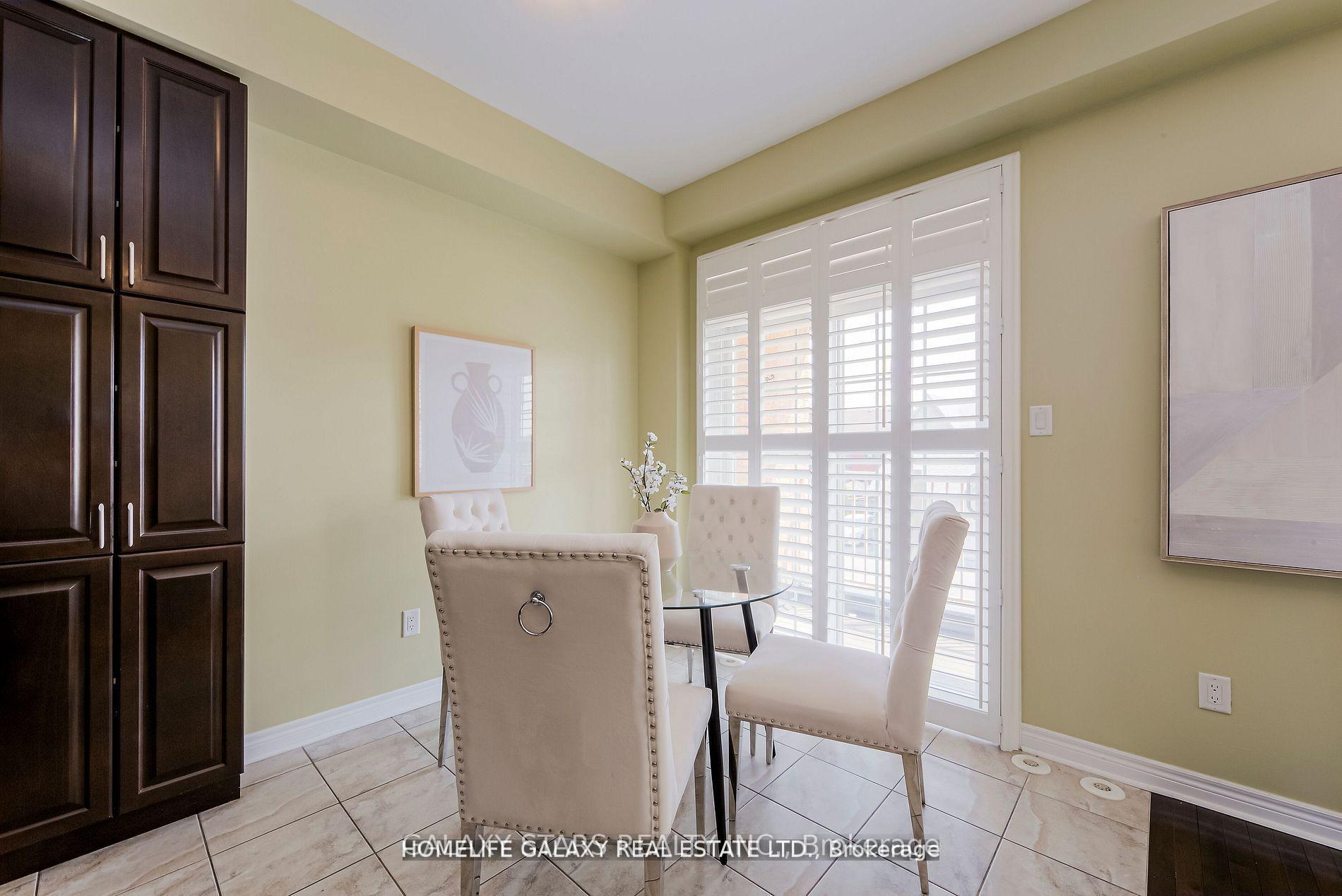 Photo 9 of 17 Ivy Stone Court, Markham, Cornell — HOMEH