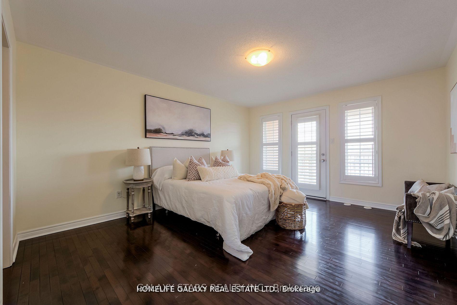 Photo 14 of 17 Ivy Stone Court, Markham, Cornell — HOMEH