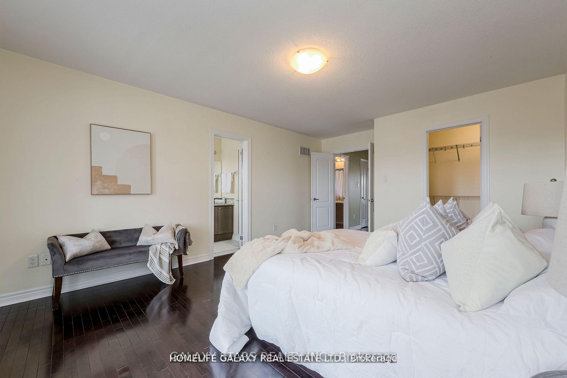 Photo 15 of 17 Ivy Stone Court, Markham, Cornell — HOMEH