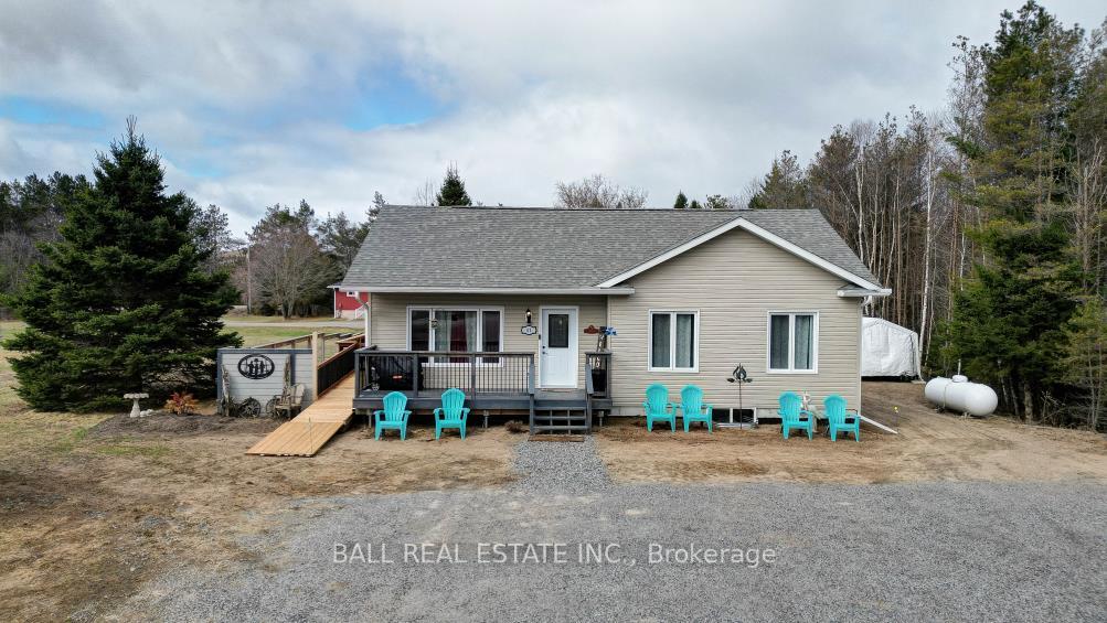 Front of 41 Maxwell Settlement Road