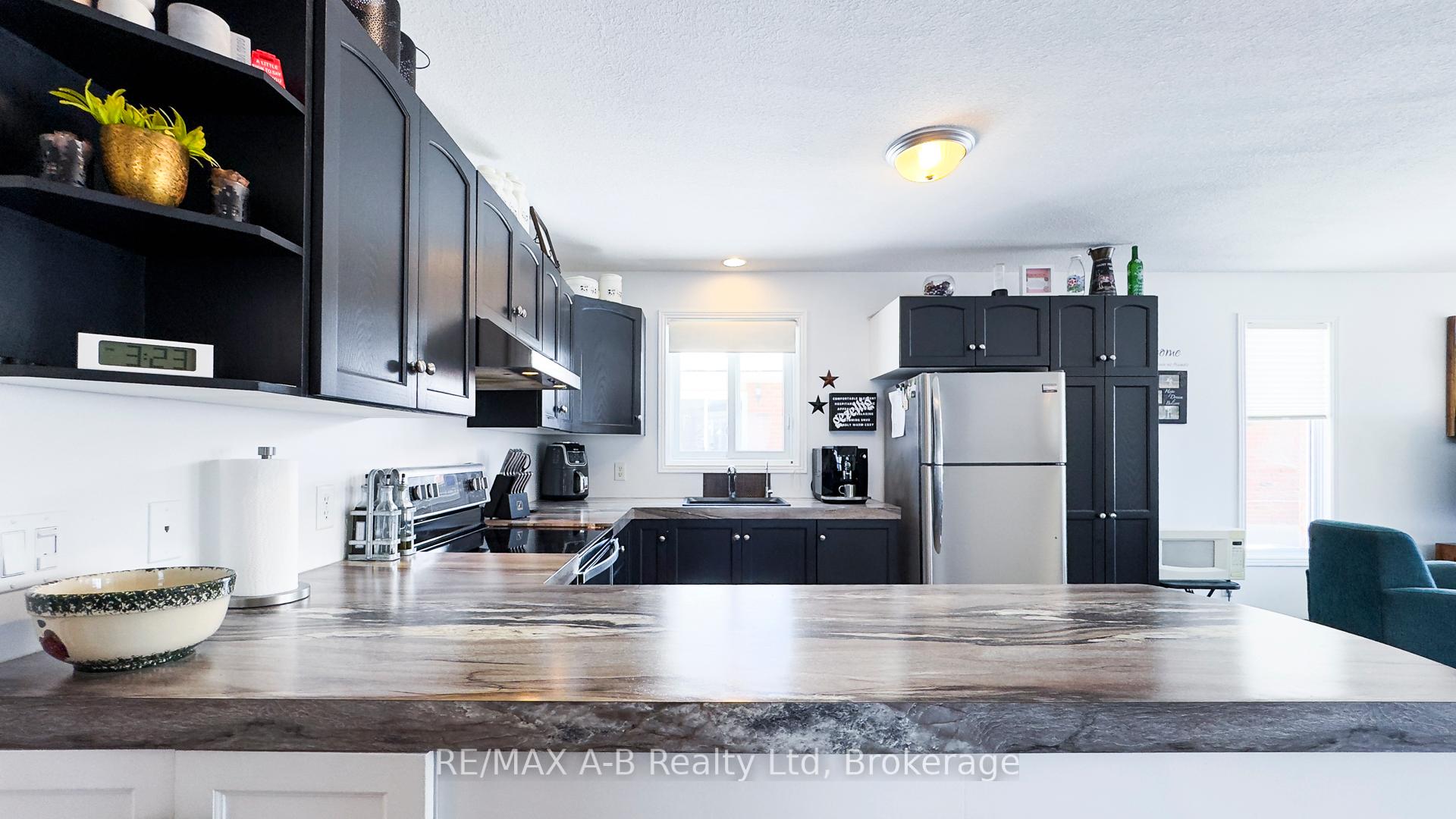 Photo 15 of 33 Cobourg Street, West Perth, Mitchell — HOMEH