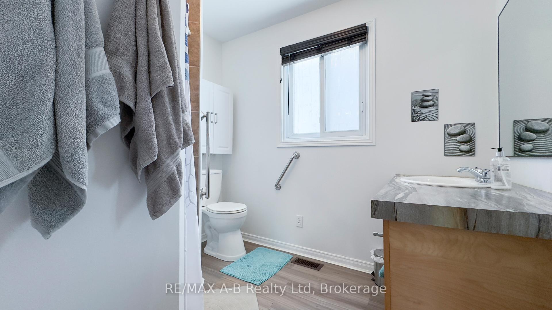 Photo 22 of 33 Cobourg Street, West Perth, Mitchell — HOMEH