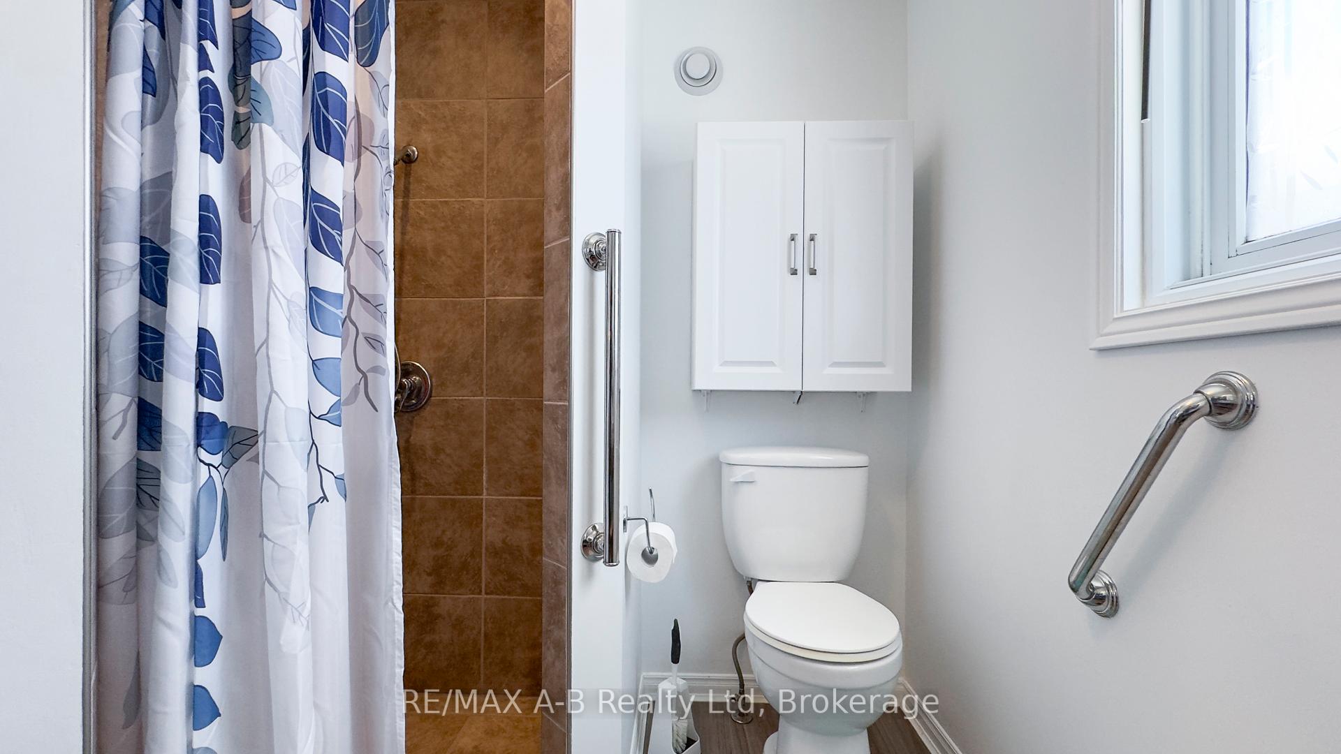 Photo 23 of 33 Cobourg Street, West Perth, Mitchell — HOMEH
