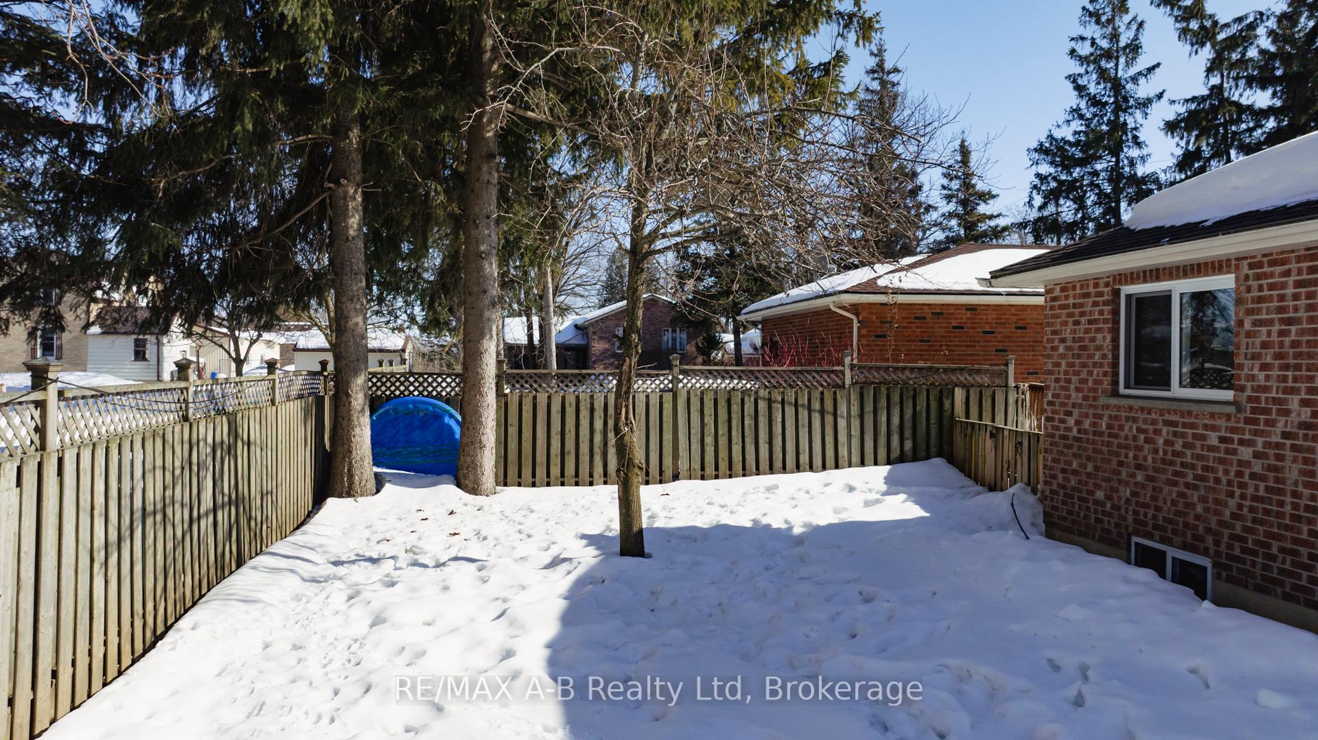 Photo 32 of 33 Cobourg Street, West Perth, Mitchell — HOMEH