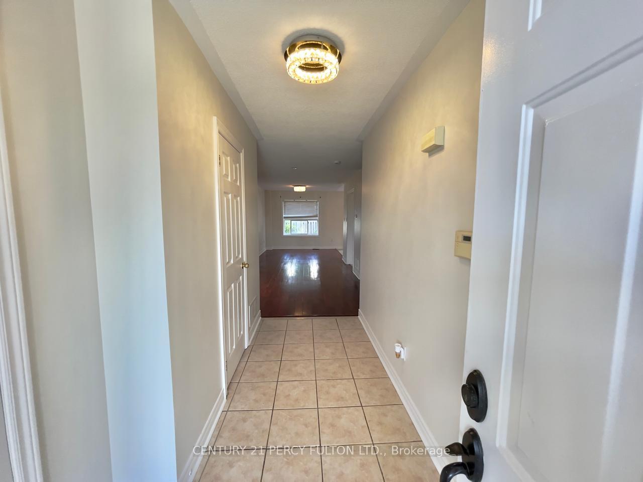 Photo 6 of 21 Teagarden Court, Whitby, Rolling Acres — HOMEH