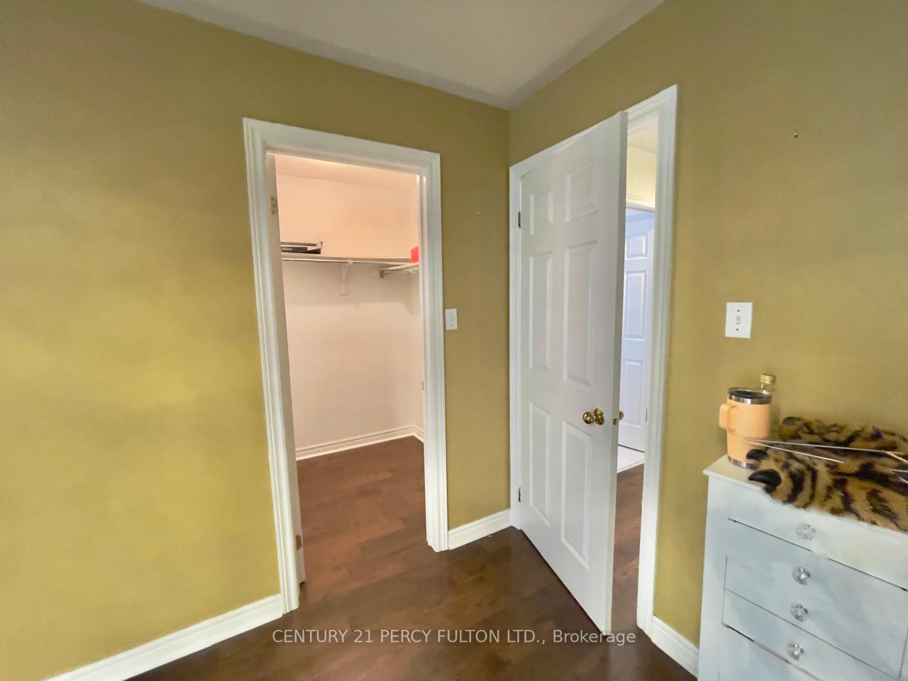 Photo 15 of 21 Teagarden Court, Whitby, Rolling Acres — HOMEH