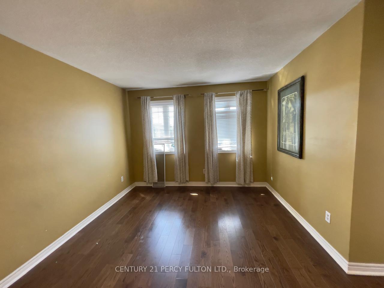 Photo 17 of 21 Teagarden Court, Whitby, Rolling Acres — HOMEH