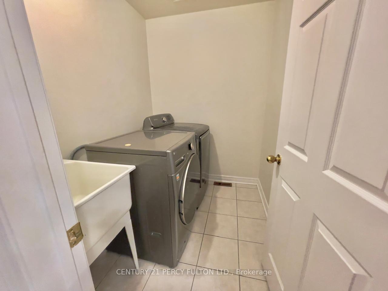 Photo 20 of 21 Teagarden Court, Whitby, Rolling Acres — HOMEH