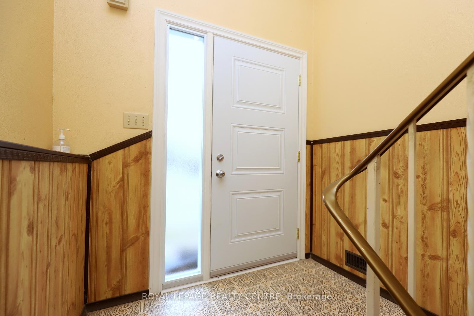 Photo 3 of 79B Churchill Street, Waterloo — HOMEH
