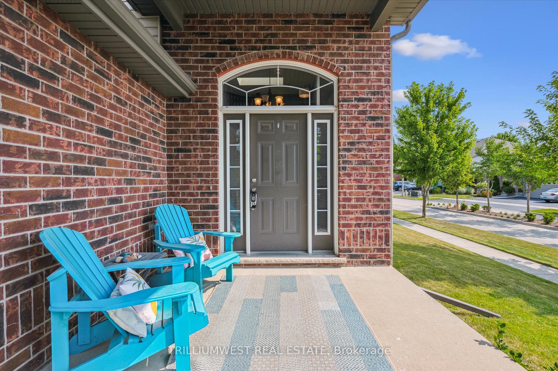 Photo 3 of 459 Townsend Drive, Woolwich, Breslau — HOMEH