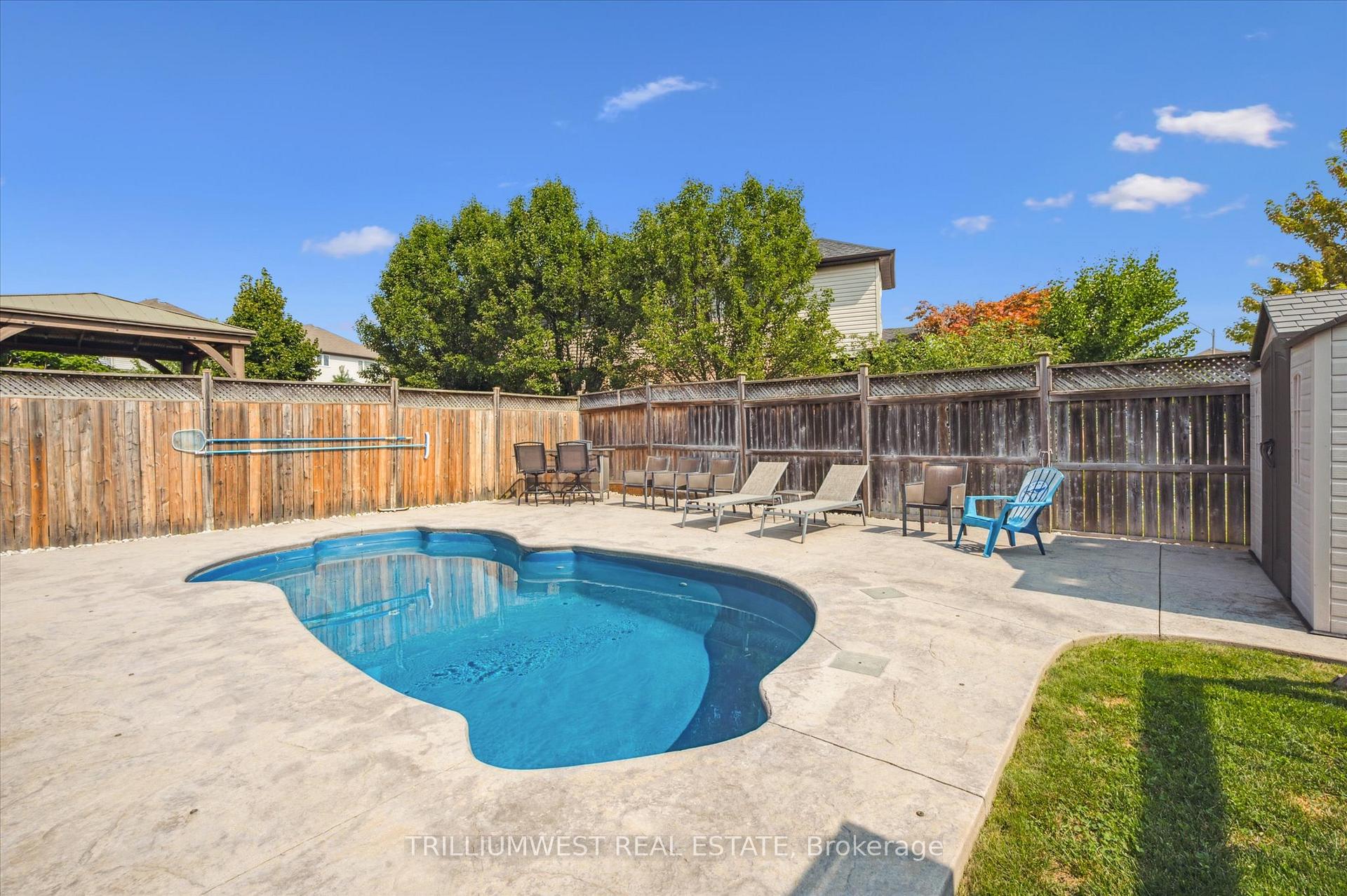 Photo 36 of 459 Townsend Drive, Woolwich, Breslau — HOMEH