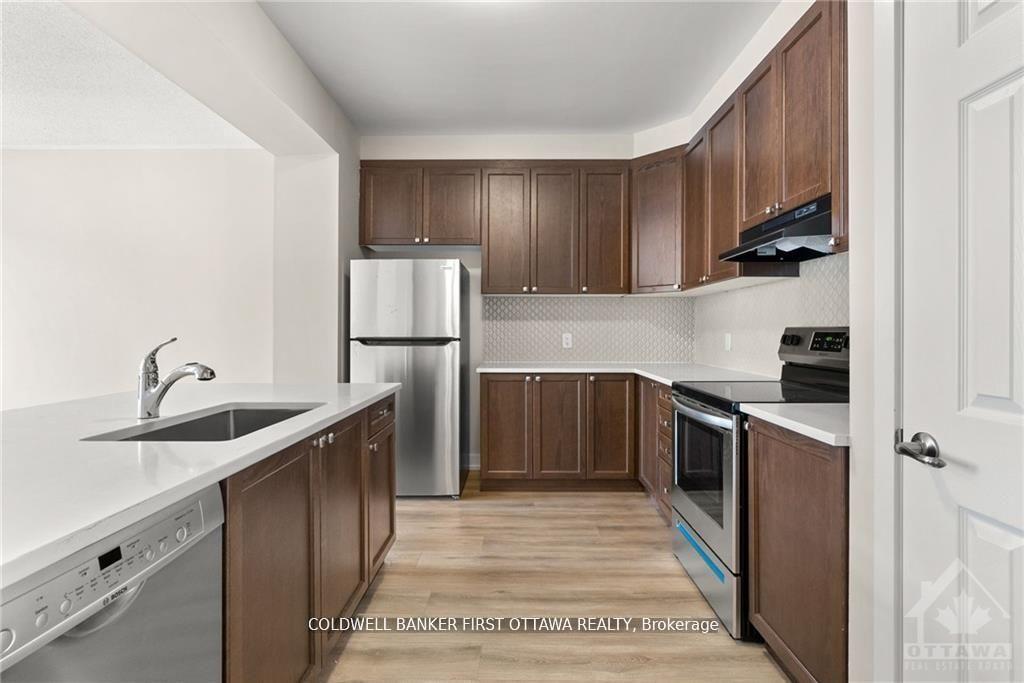 Photo 8 of 203 Anyolite Private, Ottawa, Barrhaven - Heritage Park — HOMEH