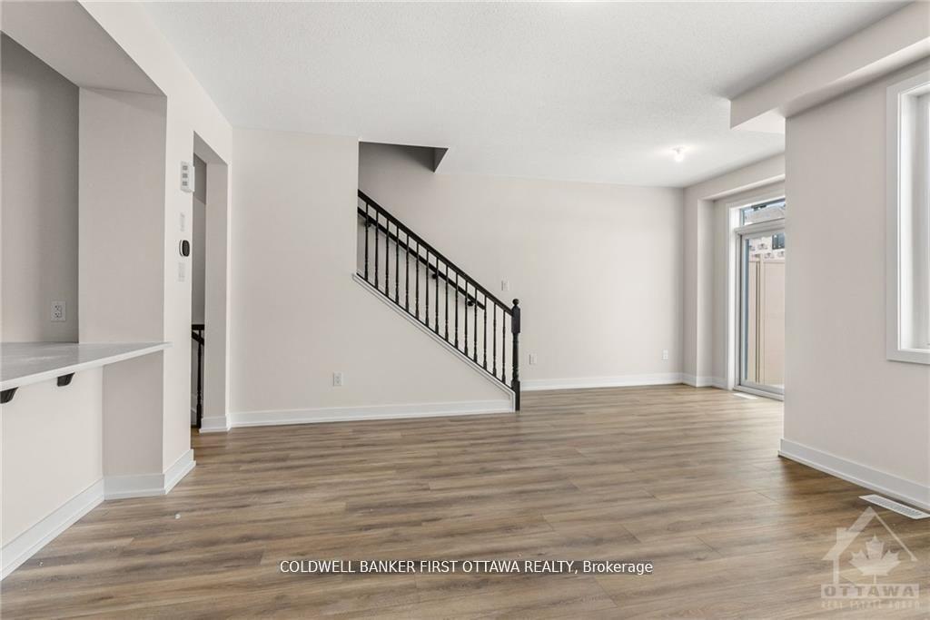 Photo 18 of 203 Anyolite Private, Ottawa, Barrhaven - Heritage Park — HOMEH