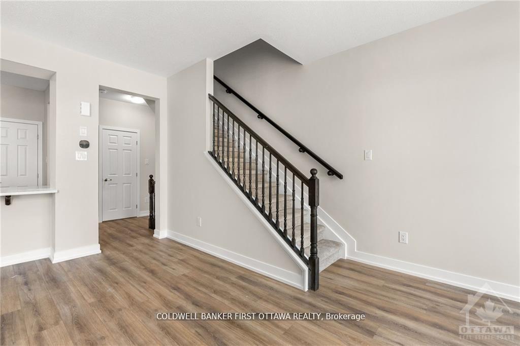 Photo 17 of 203 Anyolite Private, Ottawa, Barrhaven - Heritage Park — HOMEH