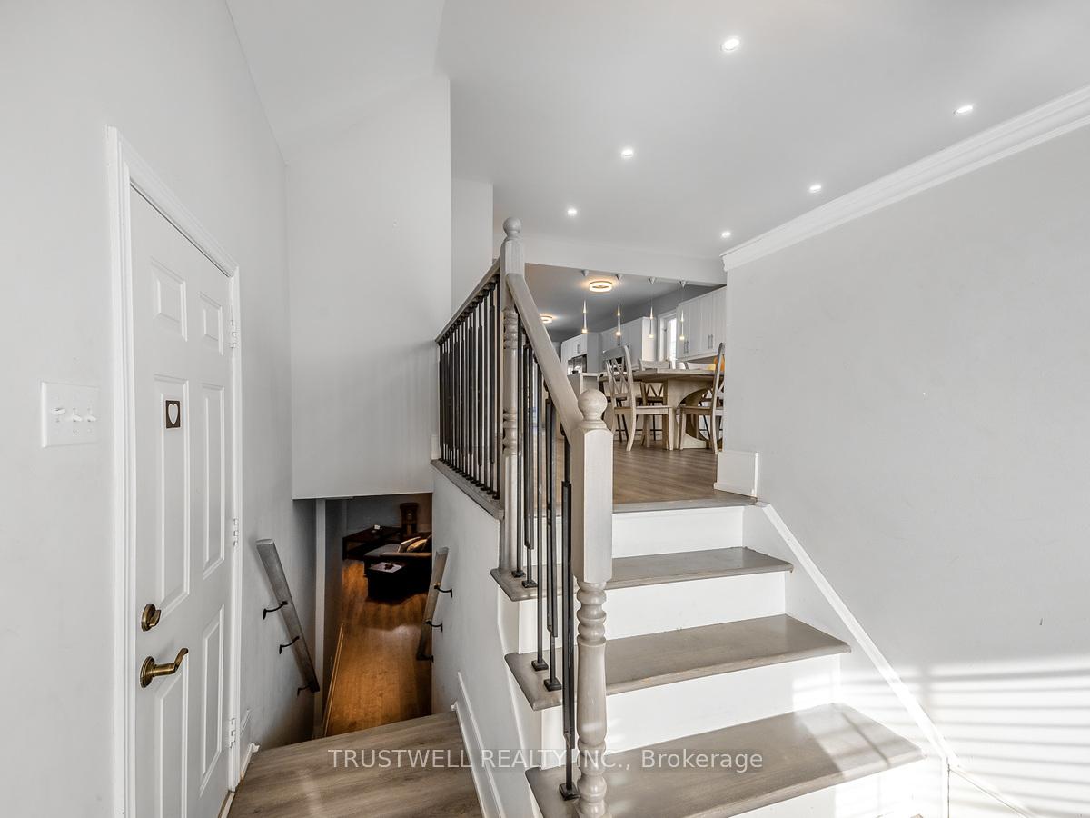 Photo 5 of 156 Edward Jeffreys Avenue, Markham, Wismer — HOMEH