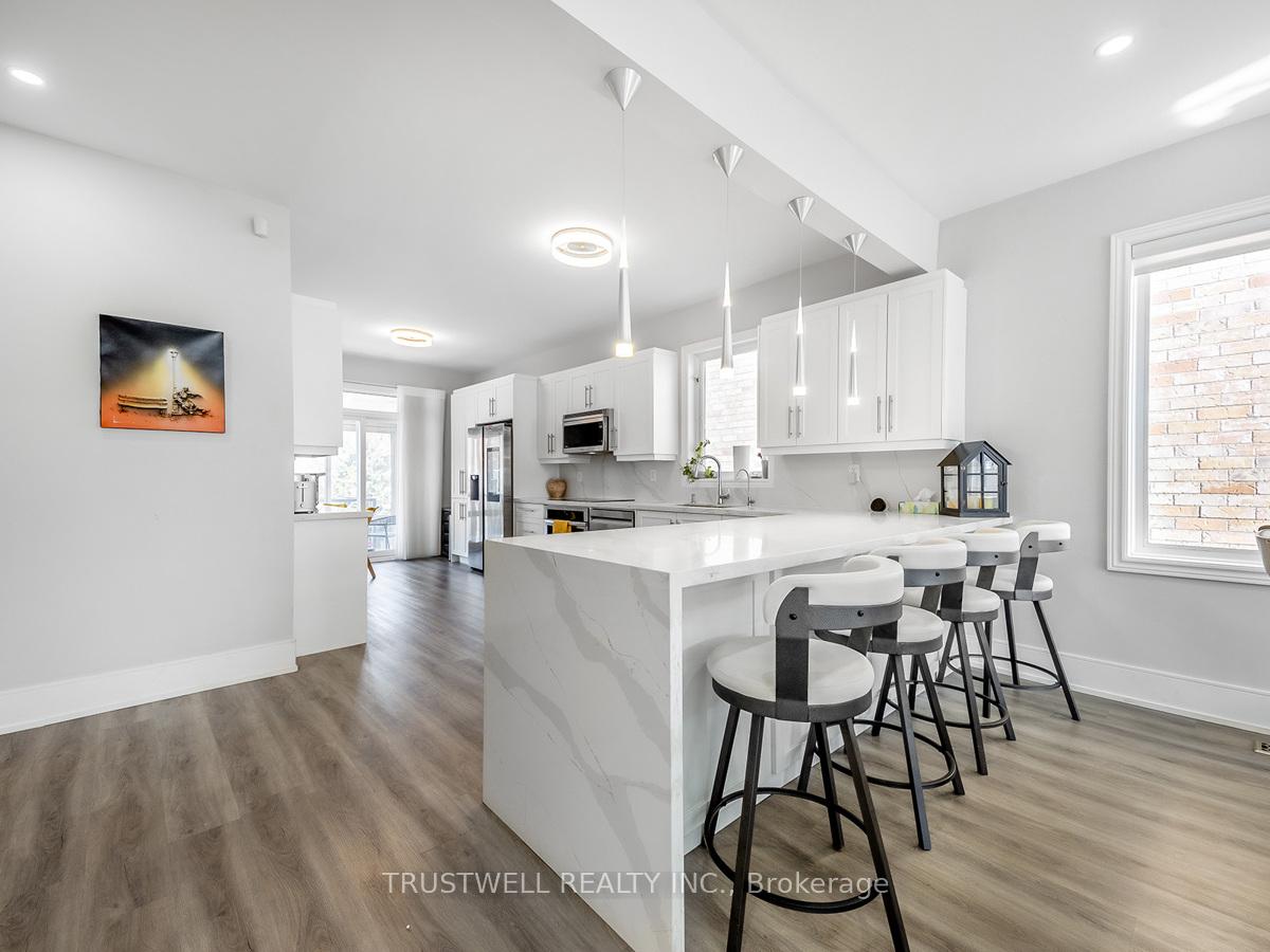 Photo 11 of 156 Edward Jeffreys Avenue, Markham, Wismer — HOMEH