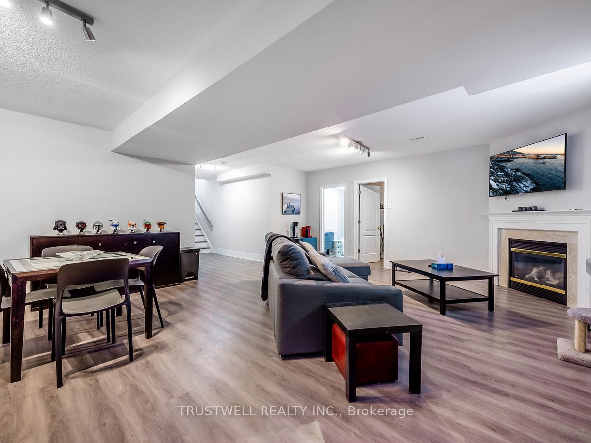 Photo 28 of 156 Edward Jeffreys Avenue, Markham, Wismer — HOMEH
