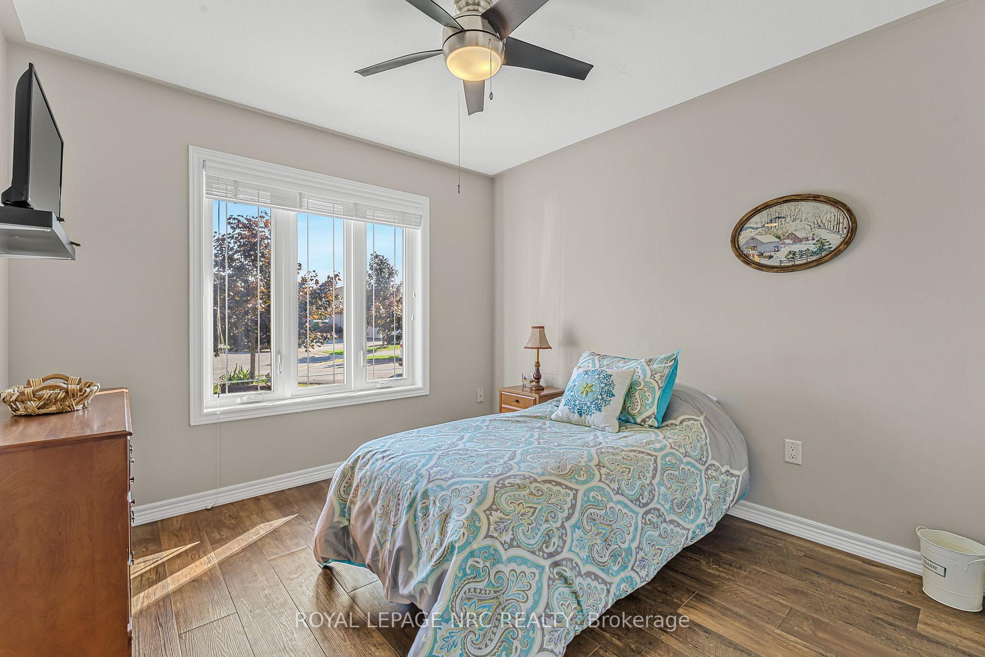 Photo 5 of 67 Bridgewater Court, Welland, N. Welland — HOMEH